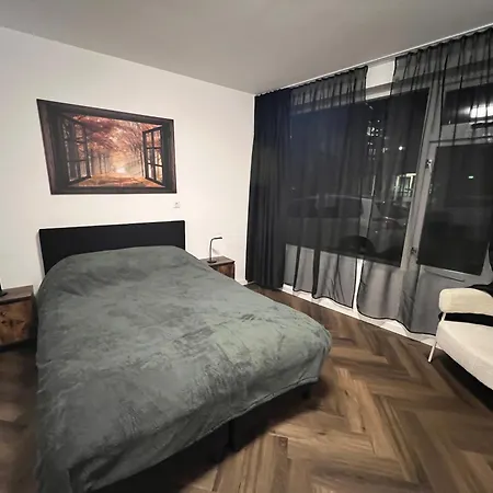 Zaanzen Retreat Hotel *