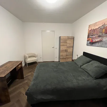 Hotel Zaanzen Retreat