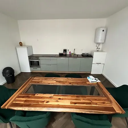 Zaanzen Retreat *