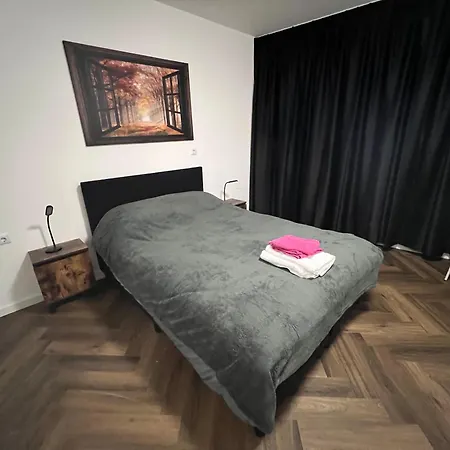 Zaanzen Retreat