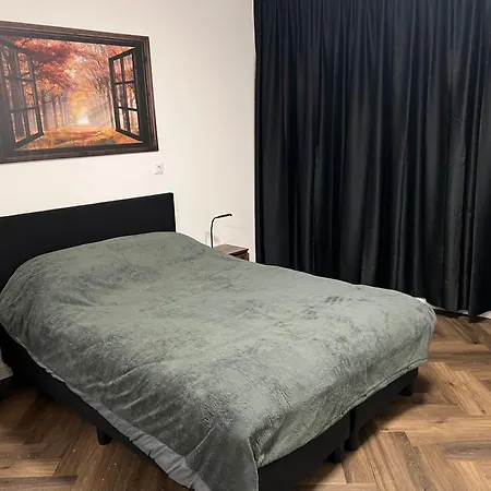 Zaanzen Retreat